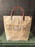 001 FIELD TOTE