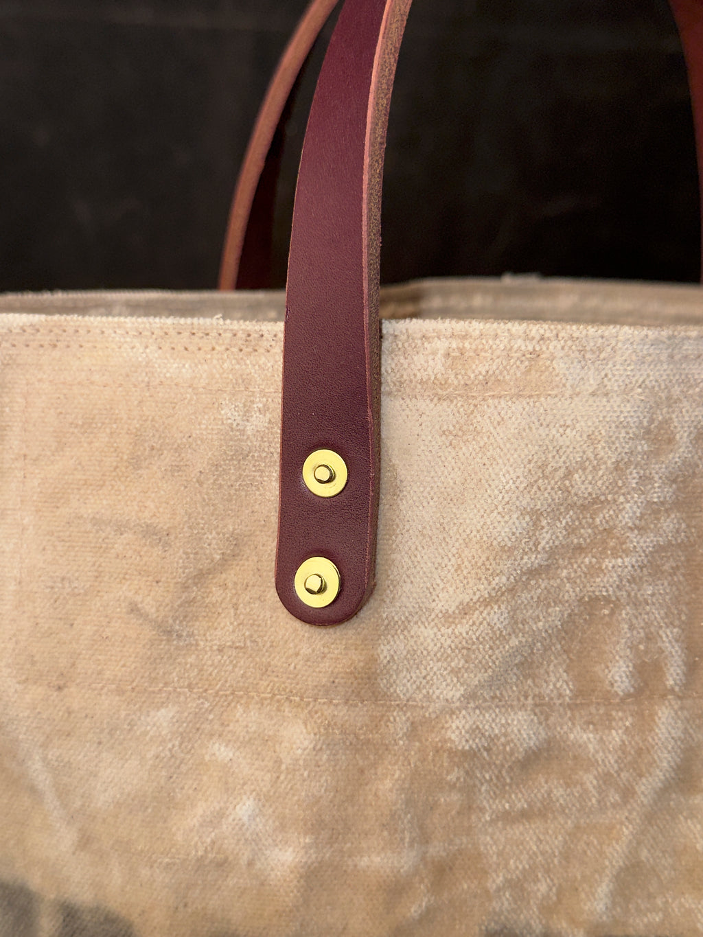001 FIELD TOTE