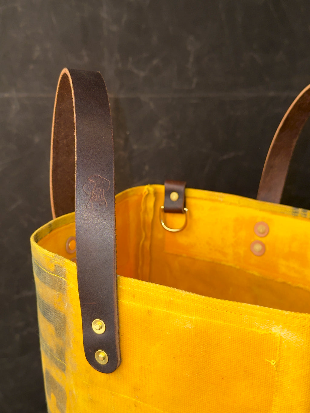 004 FIELD TOTE