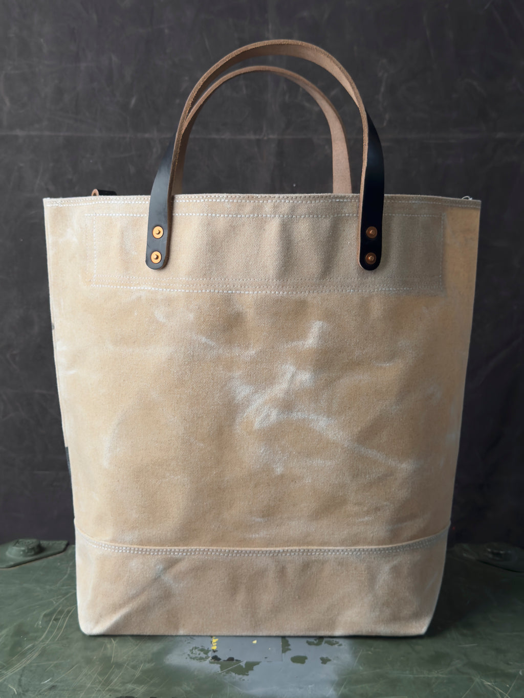 014 FIELD TOTE