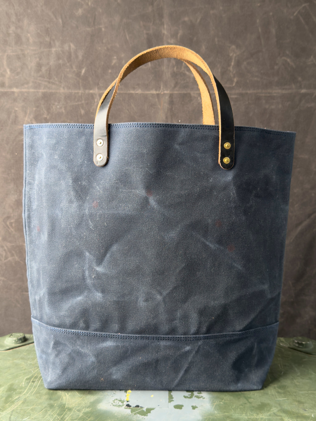 015 FIELD TOTE