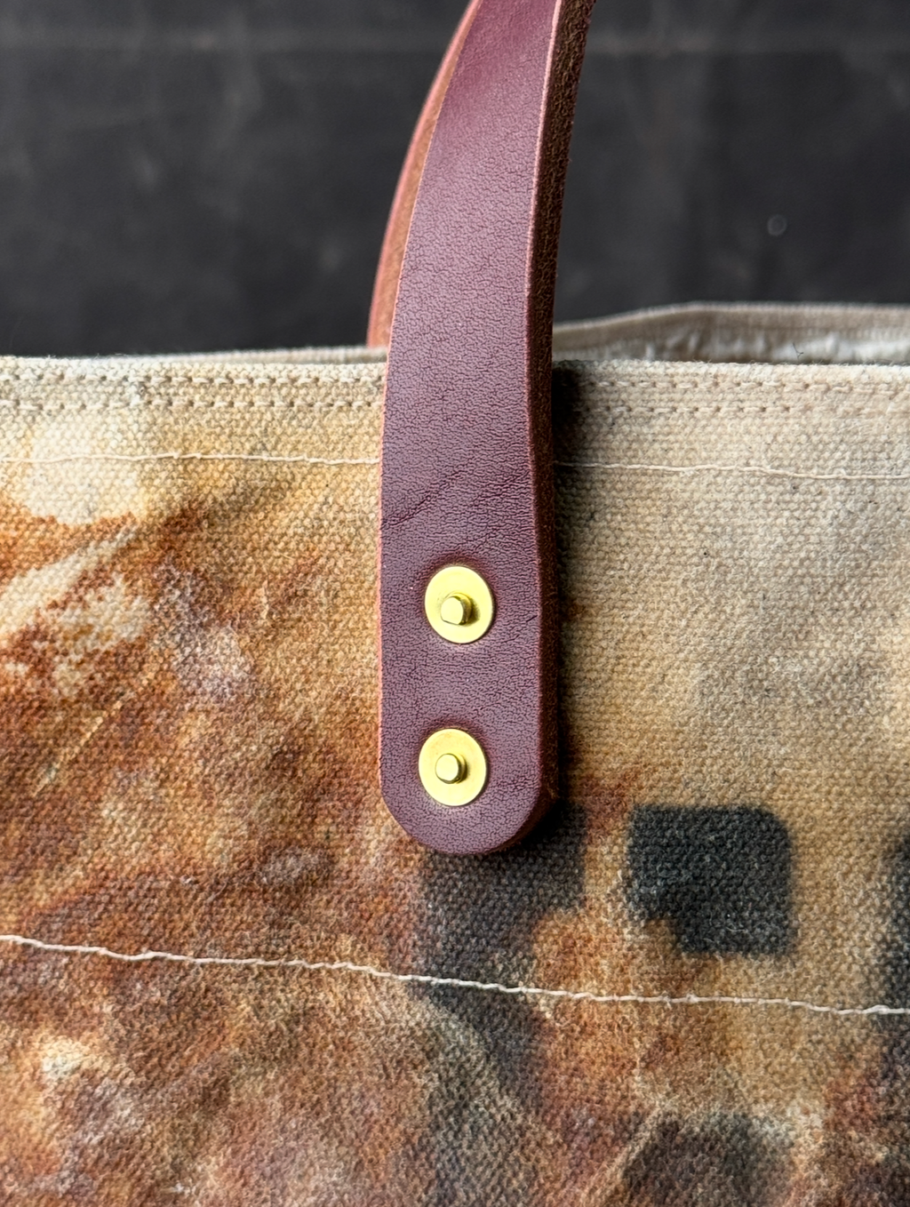 012 FIELD TOTE