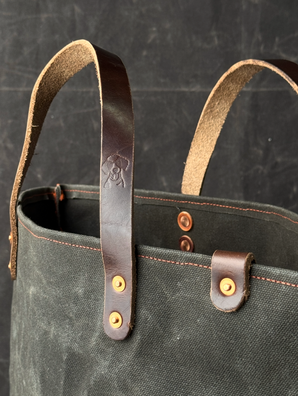 011 FIELD TOTE