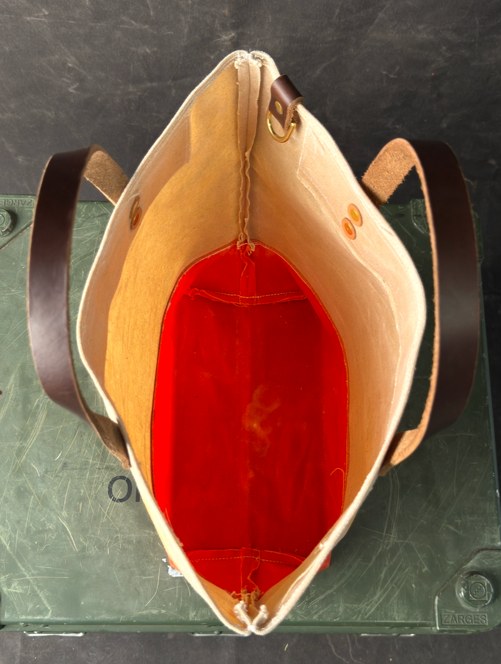 013 FIELD TOTE