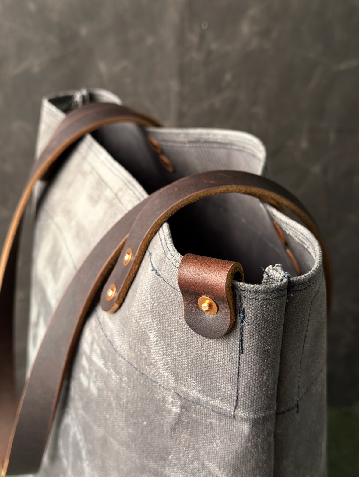 018 FIELD TOTE